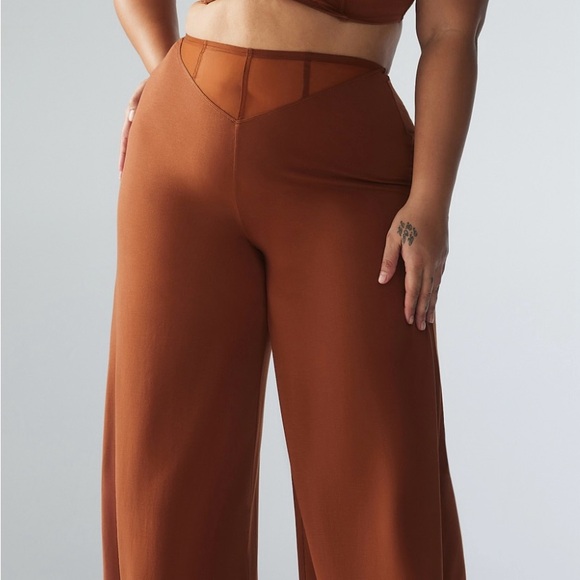 Savage X Fenty Aqua Hour Wide Leg Pant Cookie Brown Size L - Picture 2 of 13